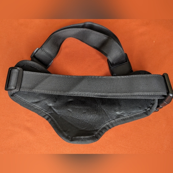 United K-9 No Pull Service Dog Harness. 3 Ring Versatile Leash Attachments - Picture 3 of 3